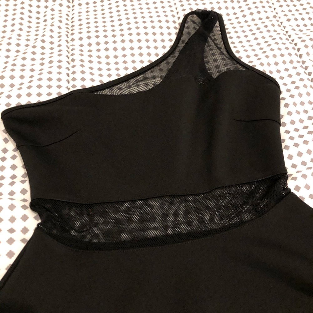 Guess Top - Picture 2 of 10